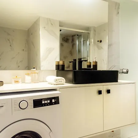 Апартаменты Victoria's Corfu *