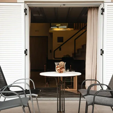 Victoria's Corfu Apartment