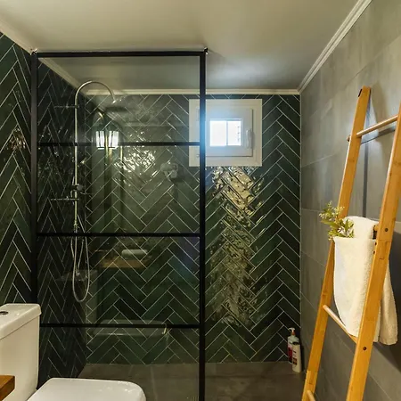 Victoria's Corfu * Lefkimmi (Corfu)